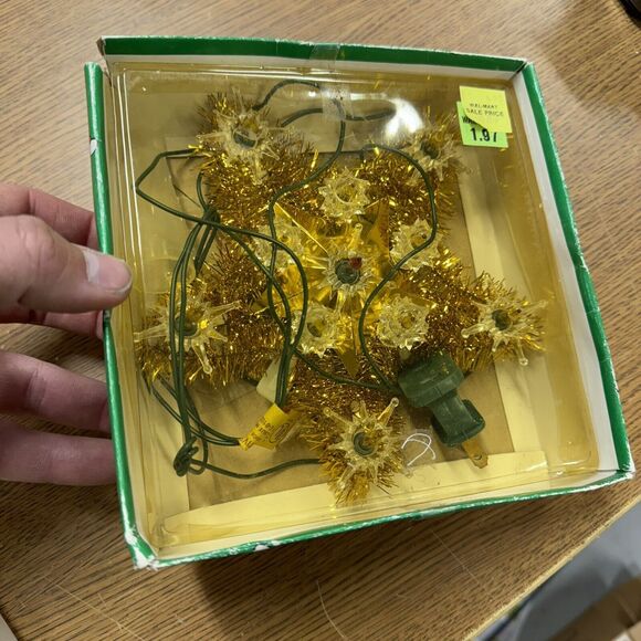 Vintage Christmas Trim Mini 11 Light Star Tree Topper Gold Tinsel With Box HLBN - Picture 2 of 5